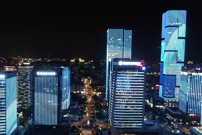 ¥����������