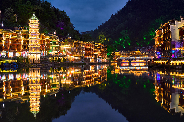 ҹ����������