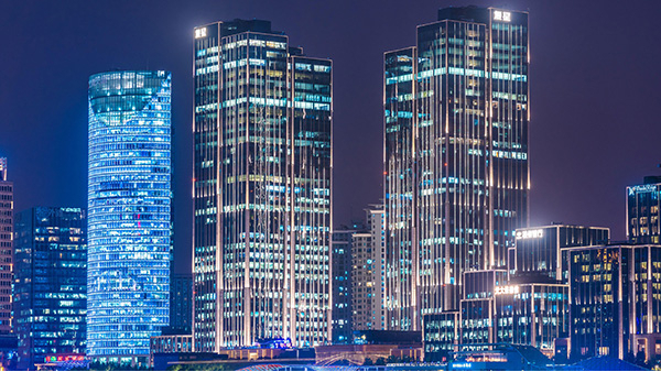 ¥����͸��������һ��ƽ�������������Щ�ŵ���������������