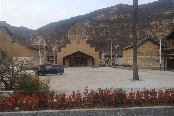 �������˸������ǰ