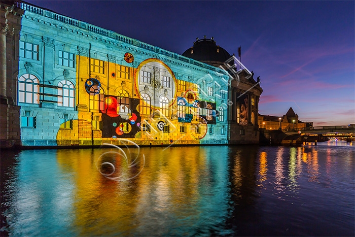 ȫϢ¥�廥��ͶӰ