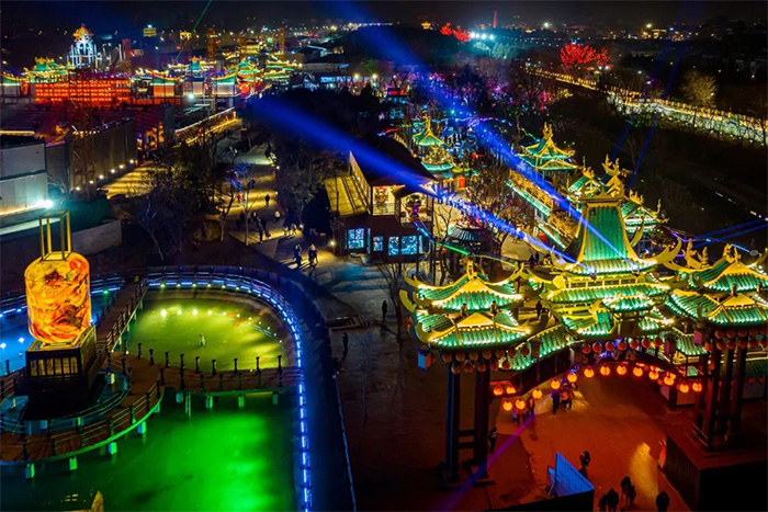 ����ɽ��������������