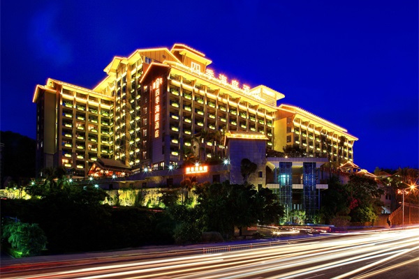 ��ǽ����˸��