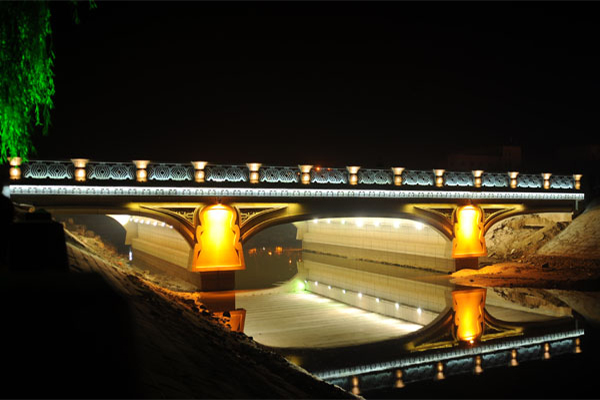 �������������-��������������������