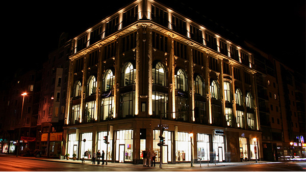 ����������и��Ի���¥����ǽ�������̣���������������