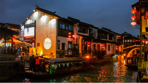 ����ҹ�ε���˸��ͷ�Ժ�ģʽ������