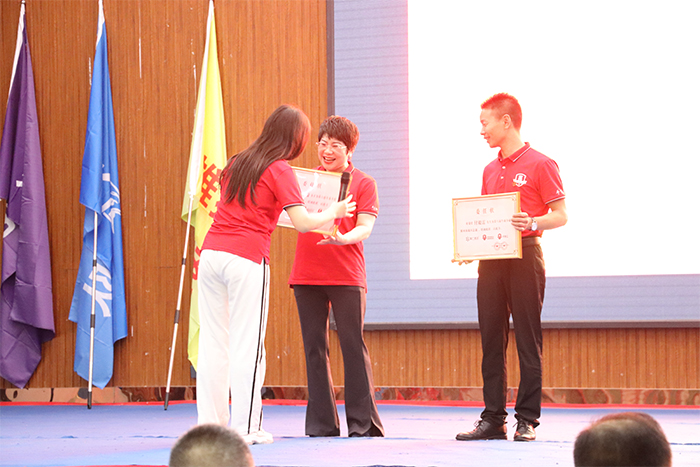 ����ţ�̻�᳤������Ϊս���ܲ�����