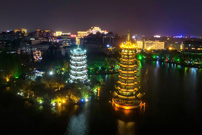 �����������Ӧ����������������