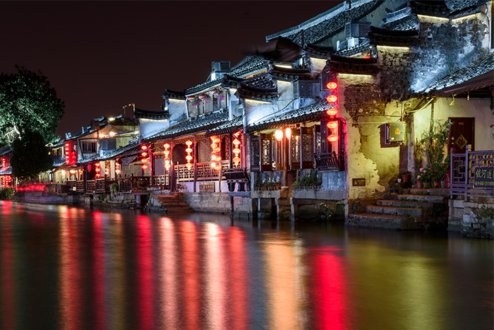 �������˸��