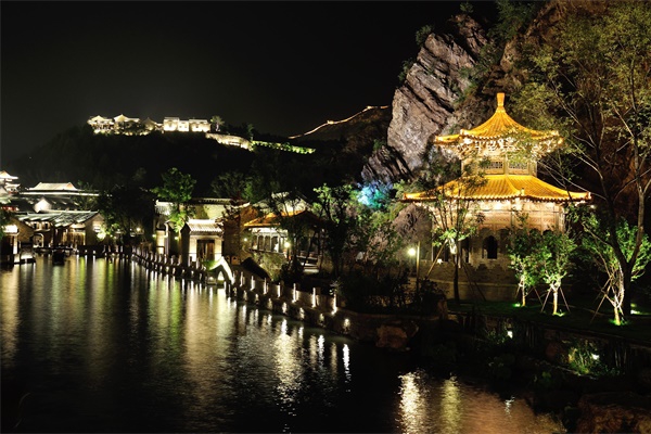 ����ҹ�εƹ��ܹ�֪�������Ԫ������