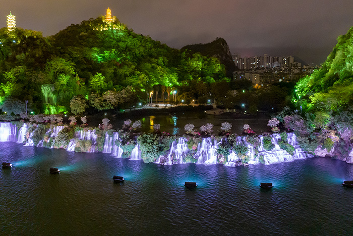 ��������˸������