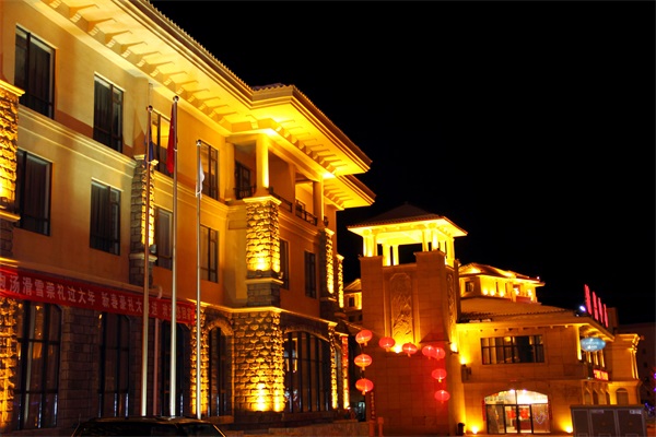 led������������