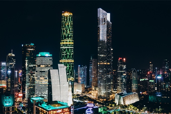 ����led���������ܹ�չ�ֶ���������뷱��