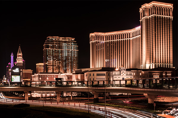 ����¥����������