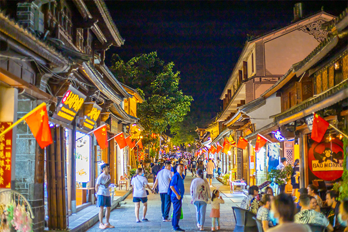 ����ҹ��������������������������: ������������ҹ�������³���