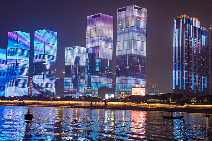 ����Ļǽ����