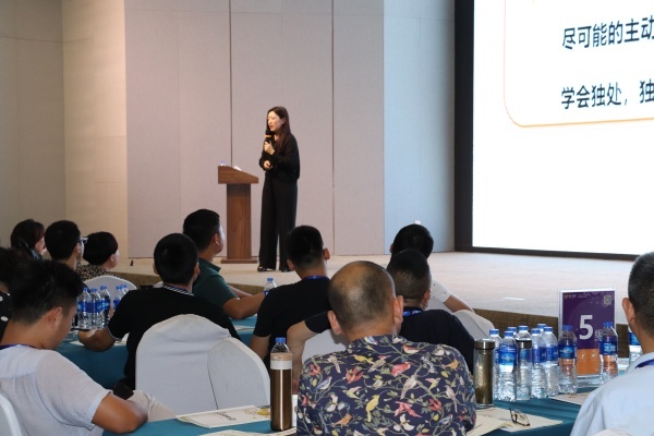 ��8ͷ�����������˾������������������Ѷ173���ͼ�ำ��