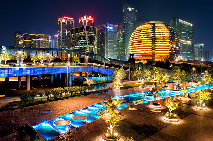 �������˸���������Ż�֪������һ��ƽ������������