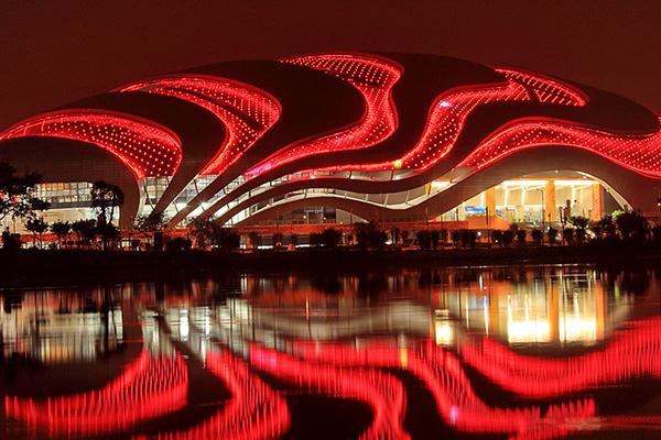 ¥����������