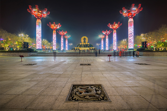 �㳡����˸������Ӧ������������������������Ҫ˼����Щ������������������