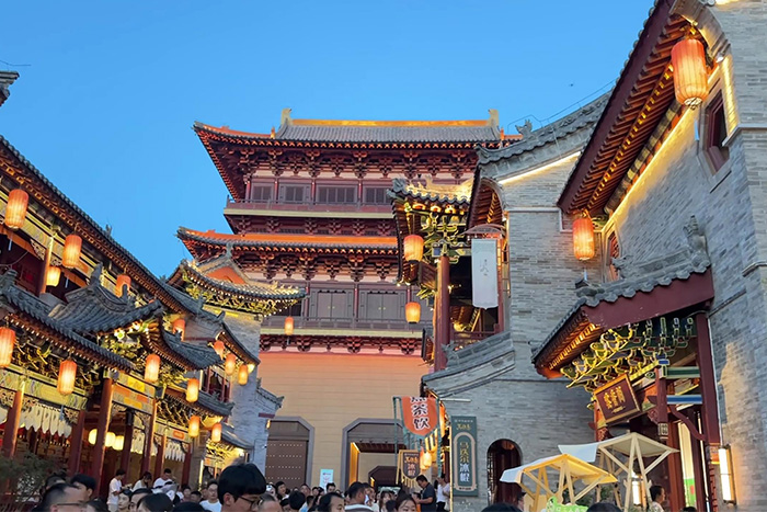 ��8ͷ��������������������̰���