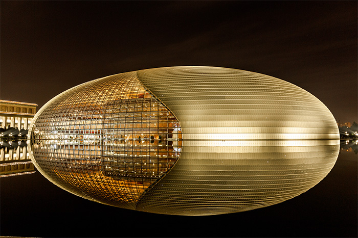 �޽���͸������