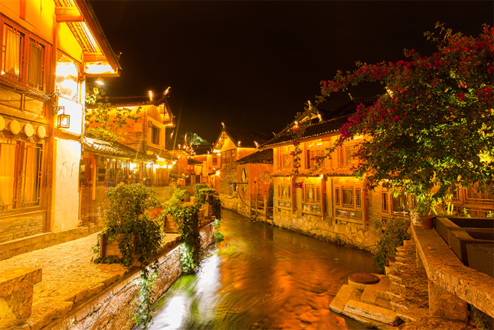 ҹ�ε���˸��