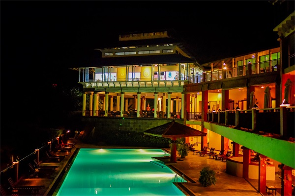 ��������˸��