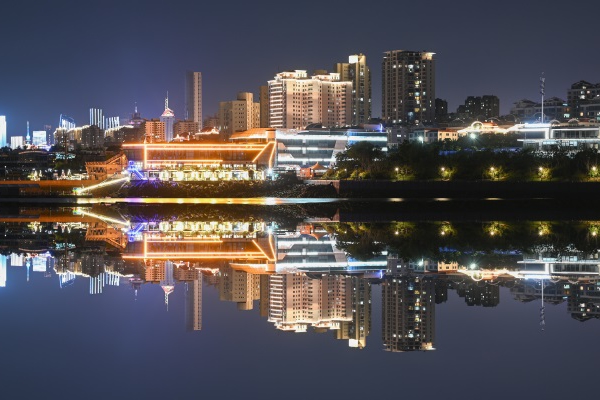 �������˸�����