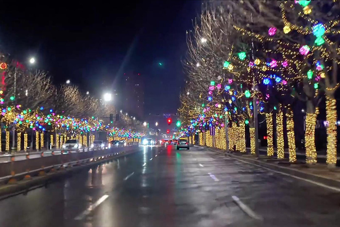 ���յ���˸������