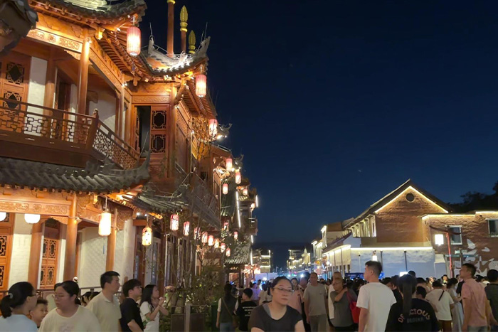 ��������˸������