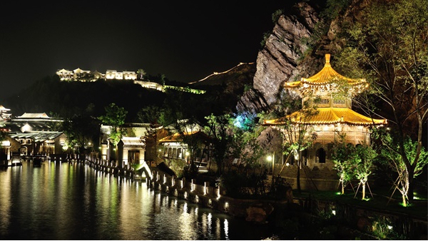 ��ɫС����������Ӧ�����������������������