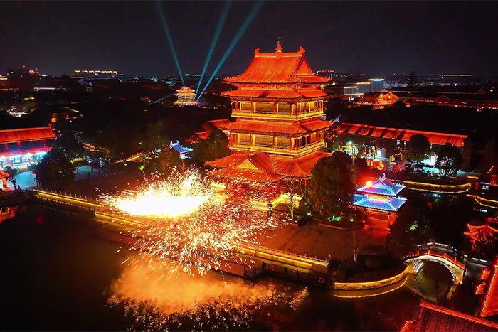 ����ҹ�ε���˸��