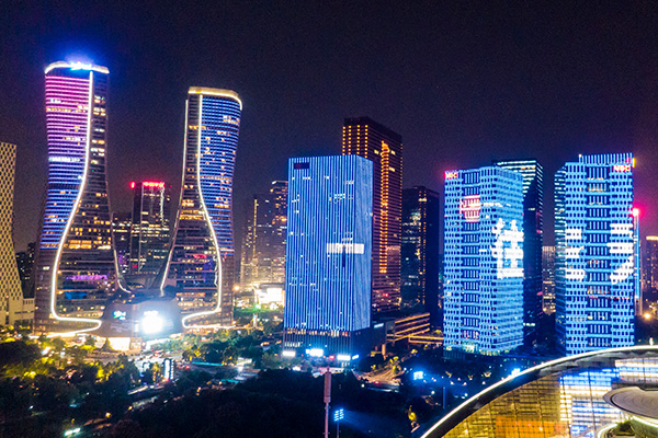 ¥����������