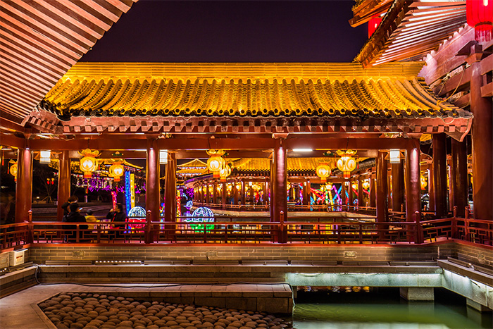 ���޽���ǽ����