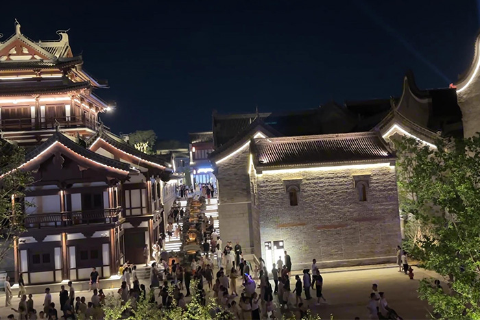 ��������˸������