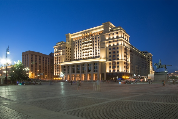 ѧУ������������ù�ڹ��У԰�Ļ�