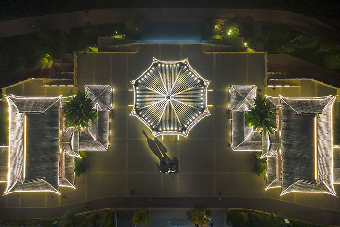 ���޽�����˸��