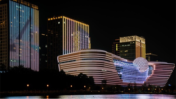 �߲��¥����˸���ں��ִ�������Ԫ��