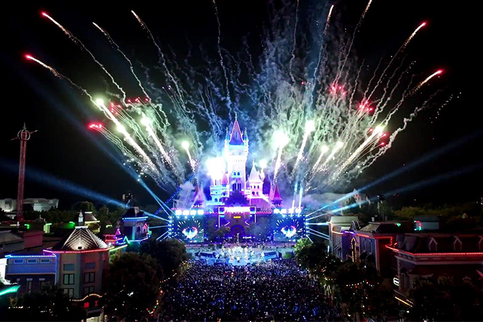 ����԰����˸��