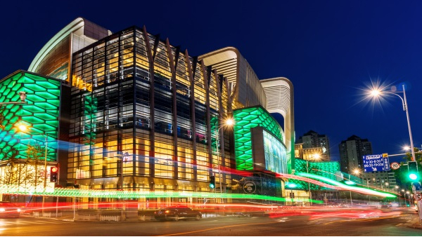 ������Ƴ�һ�������Ķ��������ƹ�ƻ�����������