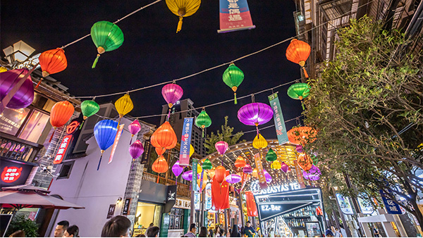 ��ҵ�־���������ƴӶ�������������