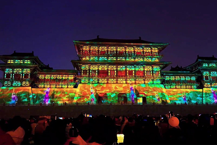 ���޽���ǽ3DȫϢͶӰ