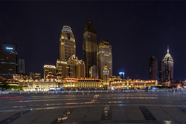 ¥����������