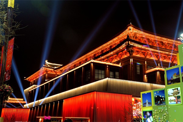 ���޽���������չ��������Ĺŵ���ζ