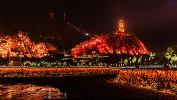 ɽ����������Ҫ�Ա�������������������̬����Ϊ����