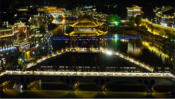 ��ɫС������Ҫ�������д���������������