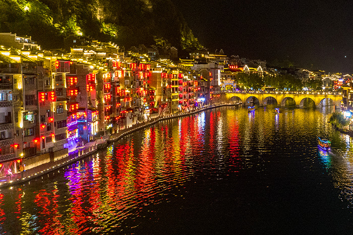 �����������̹�˾�ļҺ�