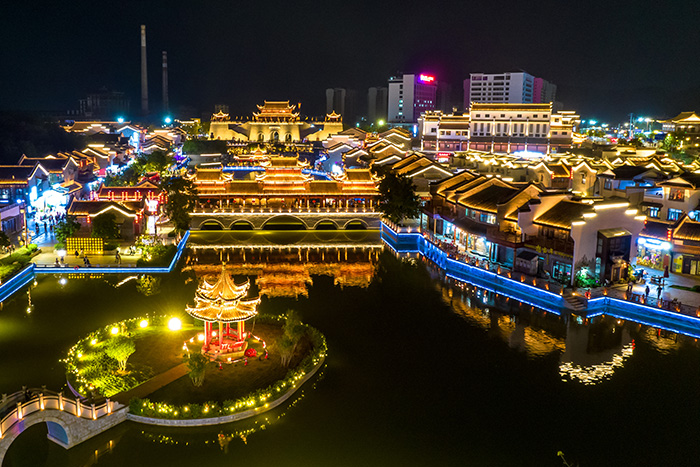 ��������˸������