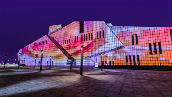 ����ƹ������һ�����ľ�����Ļ�������